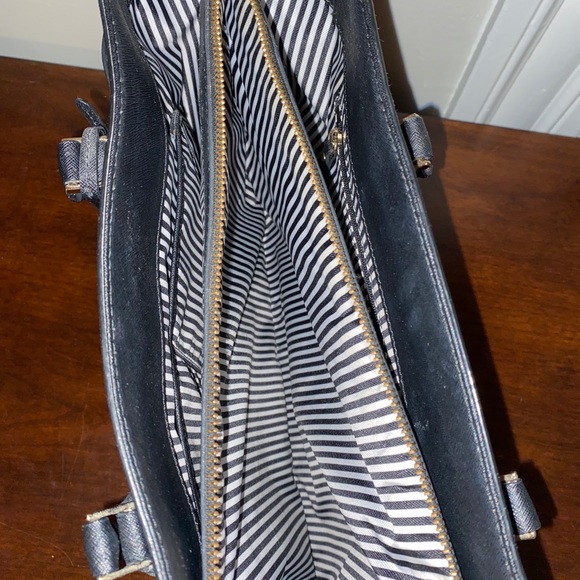 Kate Spade Purse - Picture 6 of 6